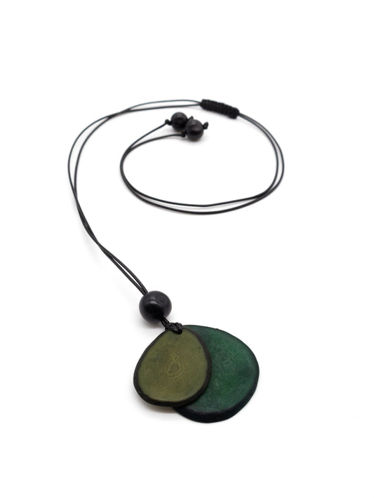 Necklace Chiloete dark green