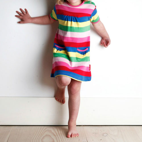 robe rayée pour enfants