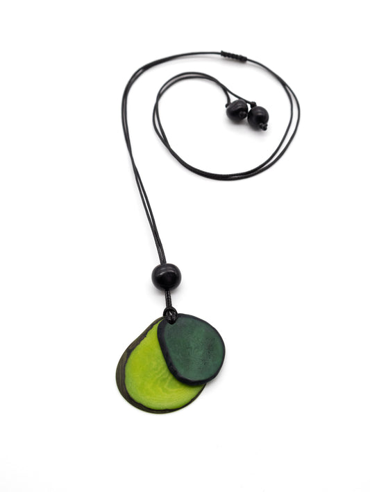 Necklace Chiloete dark green