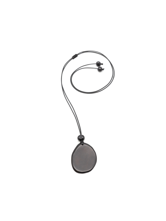 Necklace Laura black - La Tagua Nut