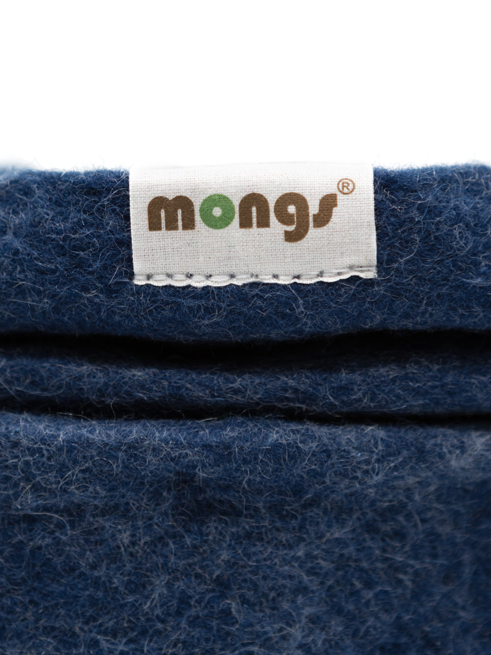 mongs label aus blaue Merinowolle – fair und nachhaltig hergestellt in der mongolei