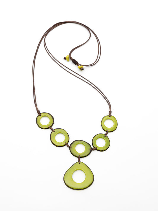 Halskette Lucia Apfelgrün - La Tagua Nuss