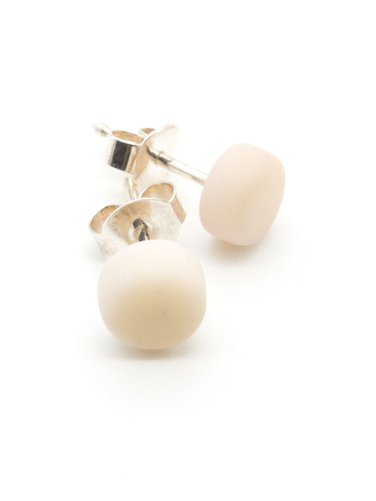 Ohrstecker Topiti weiss - La Tagua Nuss Ohrringe silber