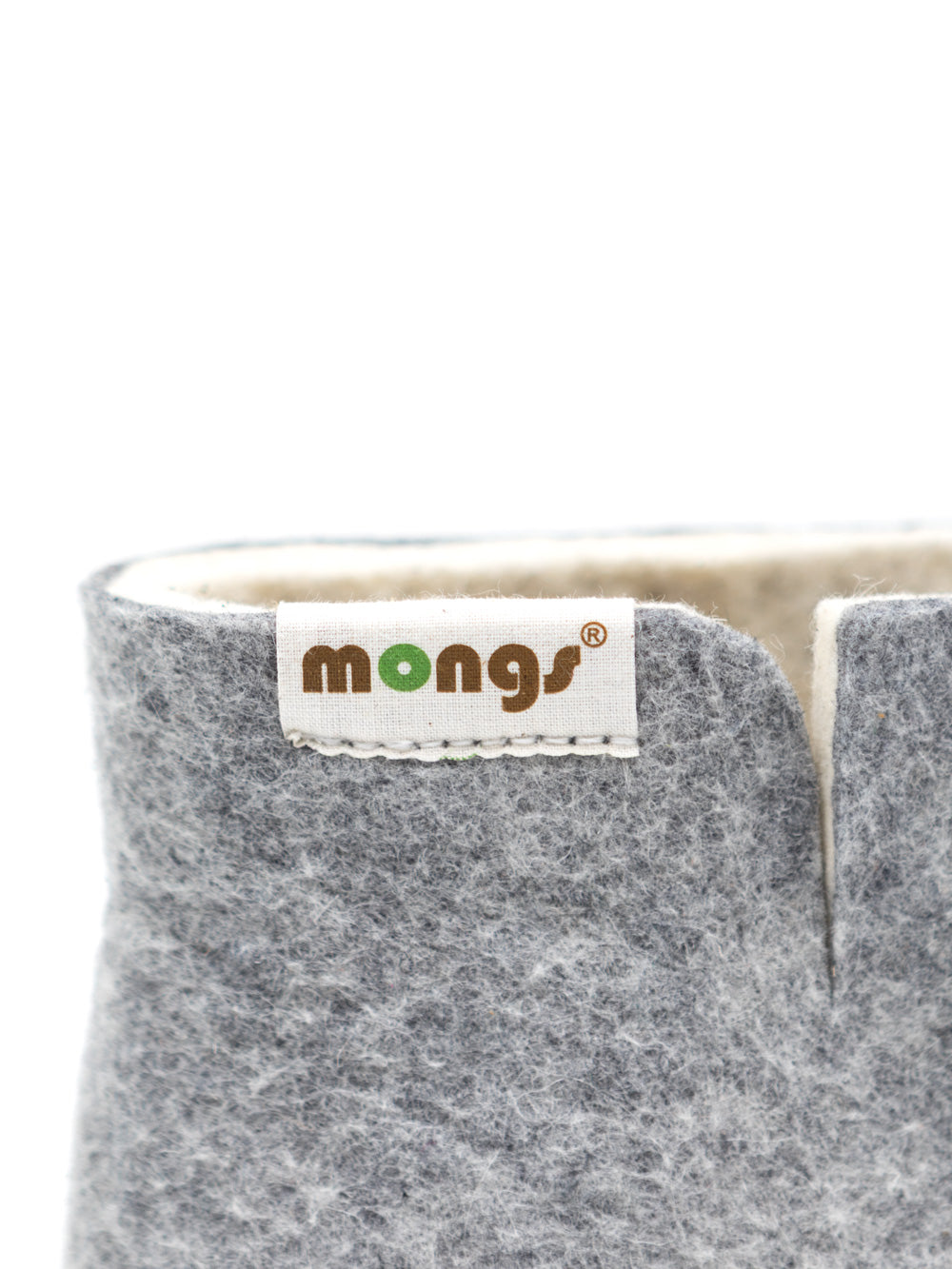 mongs label aus Merinowolle – fair und nachhaltig hergestellt in handarbeit