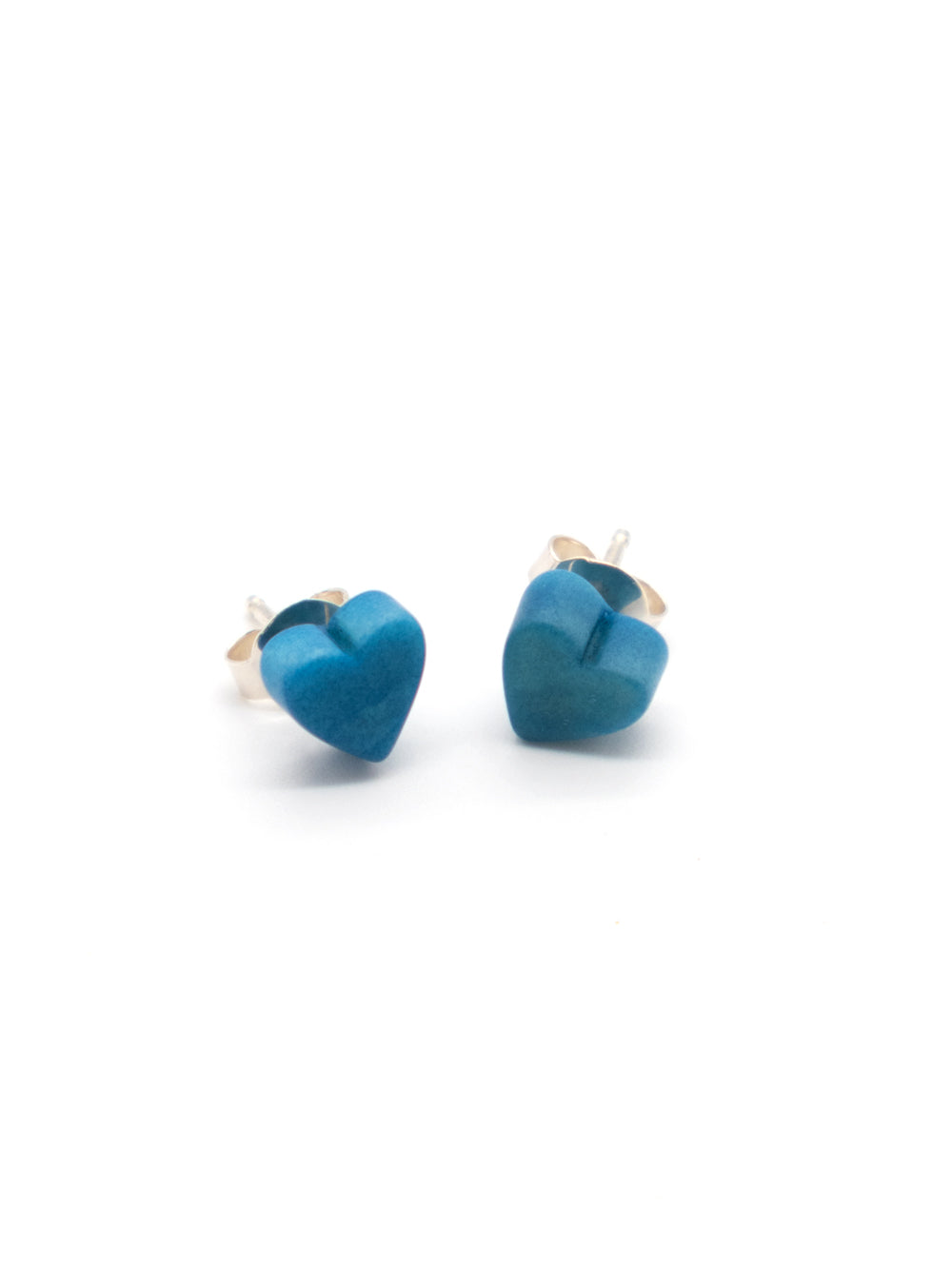 Heart stud earrings Corazones blue - LaTagua nut earrings silver